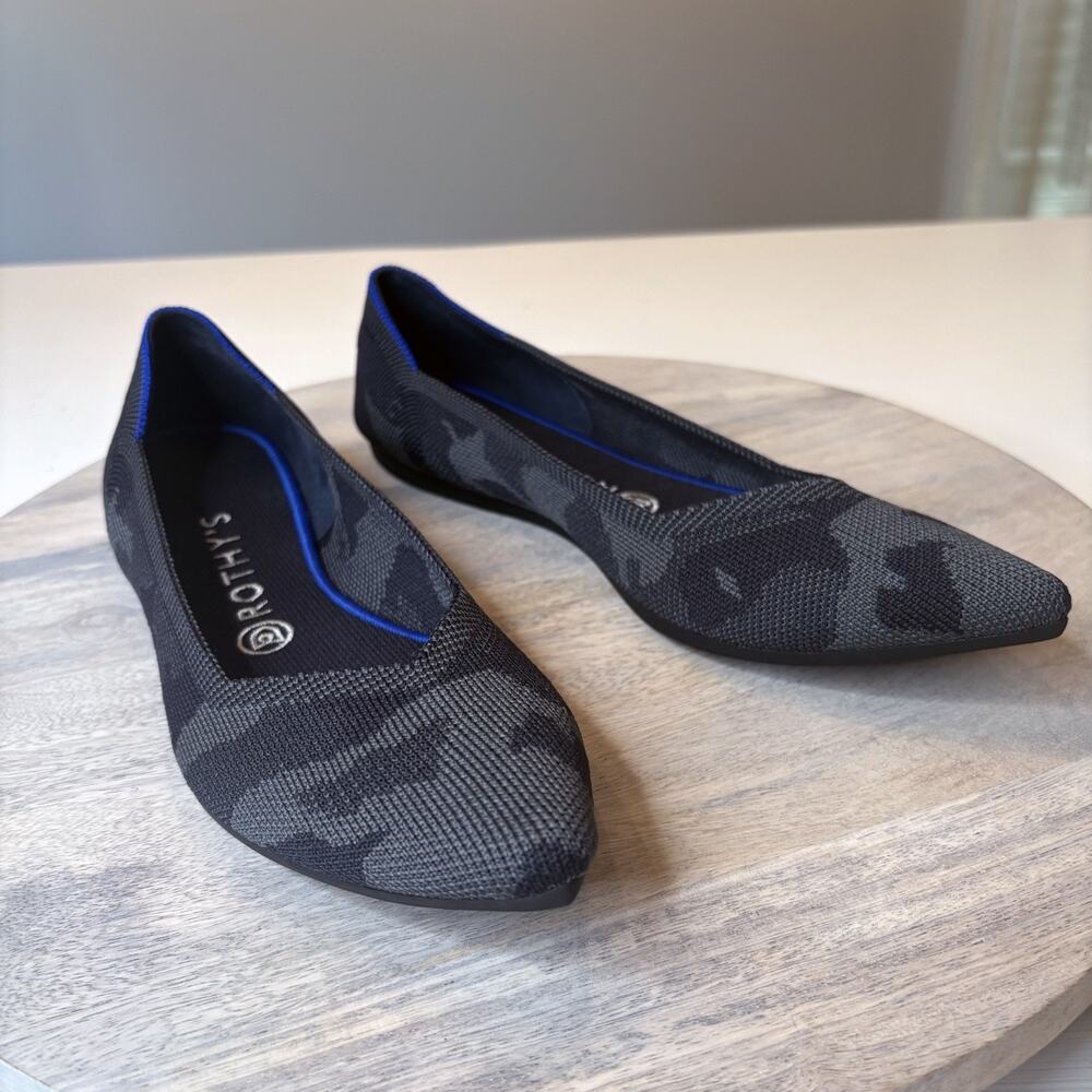 Rothy’s The Point Flats Camo Black Knit Shoes Flats Blue Trim Size US Size 9.5